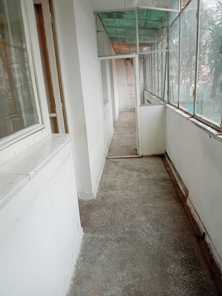 Titan, Restaurant Alba,